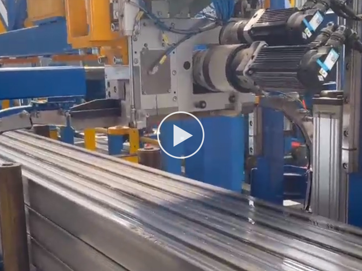 意大利F150出管現(xiàn)場